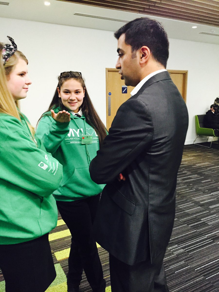 MalawiLOL's tweet image. Meeting@HumzaYousaf today at the @ScotlandMalawi #SMPyouthcongress for a wee catch-up about Malawi #makeadifference