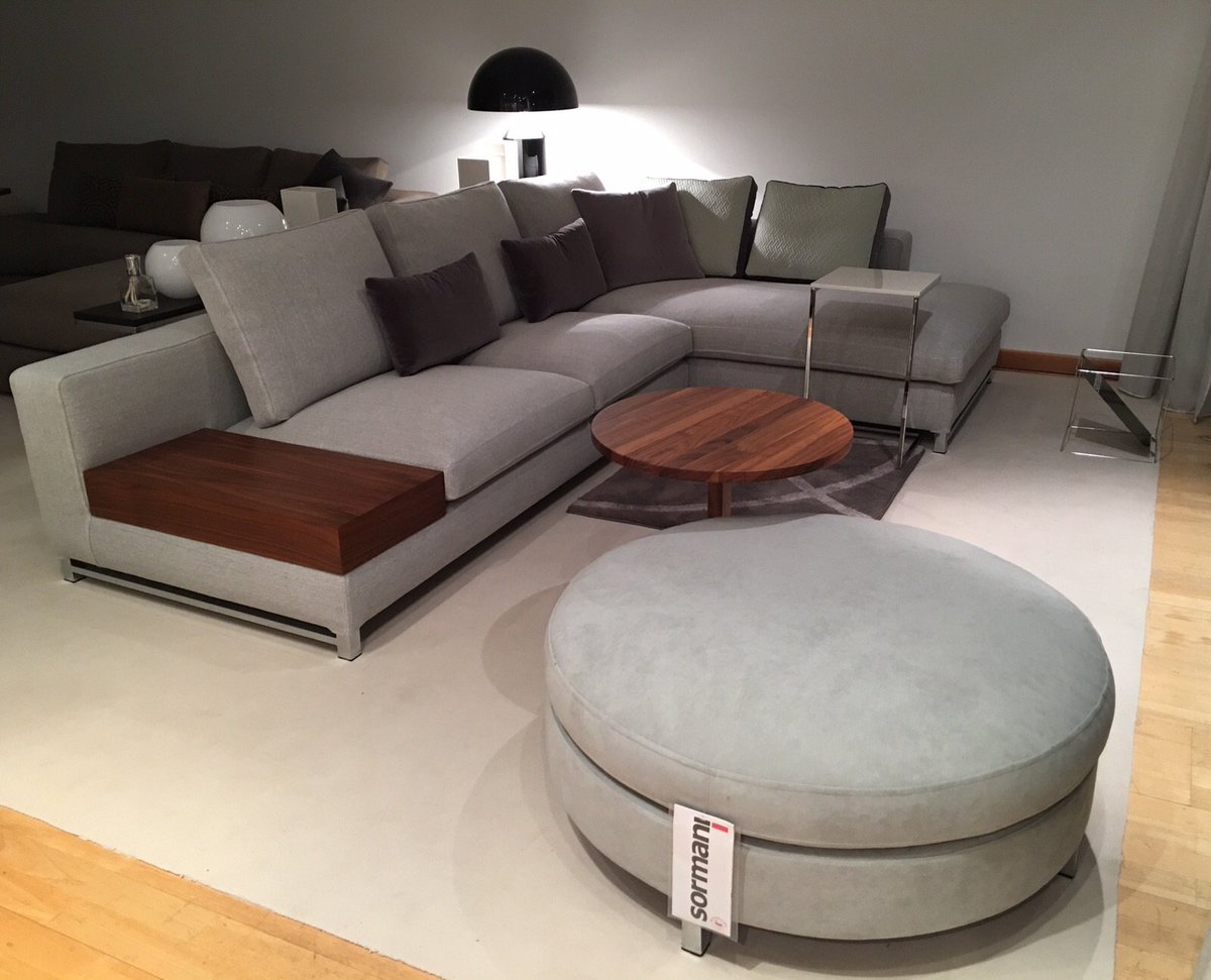 Sormanimbottiti's tweet photo. Hernest Sofa with wooden shelf . #Sormanimbottiti https://t.co/EpiE9Cn6BR