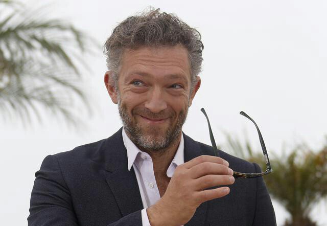 Happy 49th birthday to Vincent Cassel :)
Joyeux anniversaire à Vincent Cassel! 