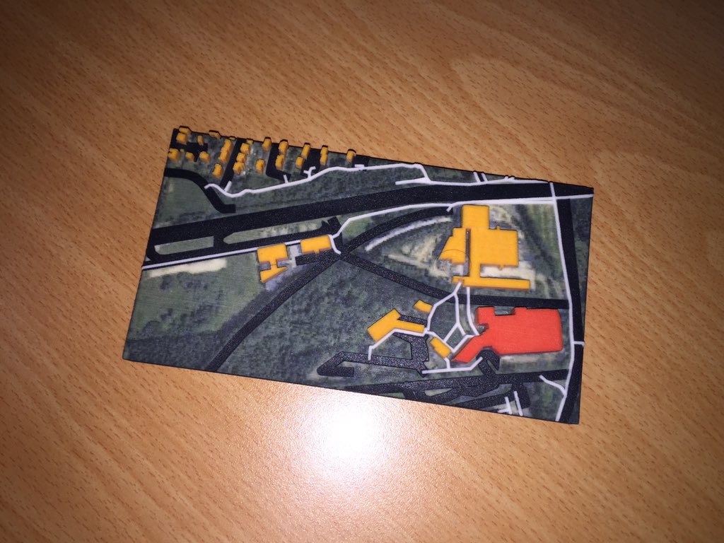 Dimension4xyz's tweet image. Currently at @imec_int #FITCE event. Design by @Versoteq - print by @TriaxisPrint. Sell global. Print local.