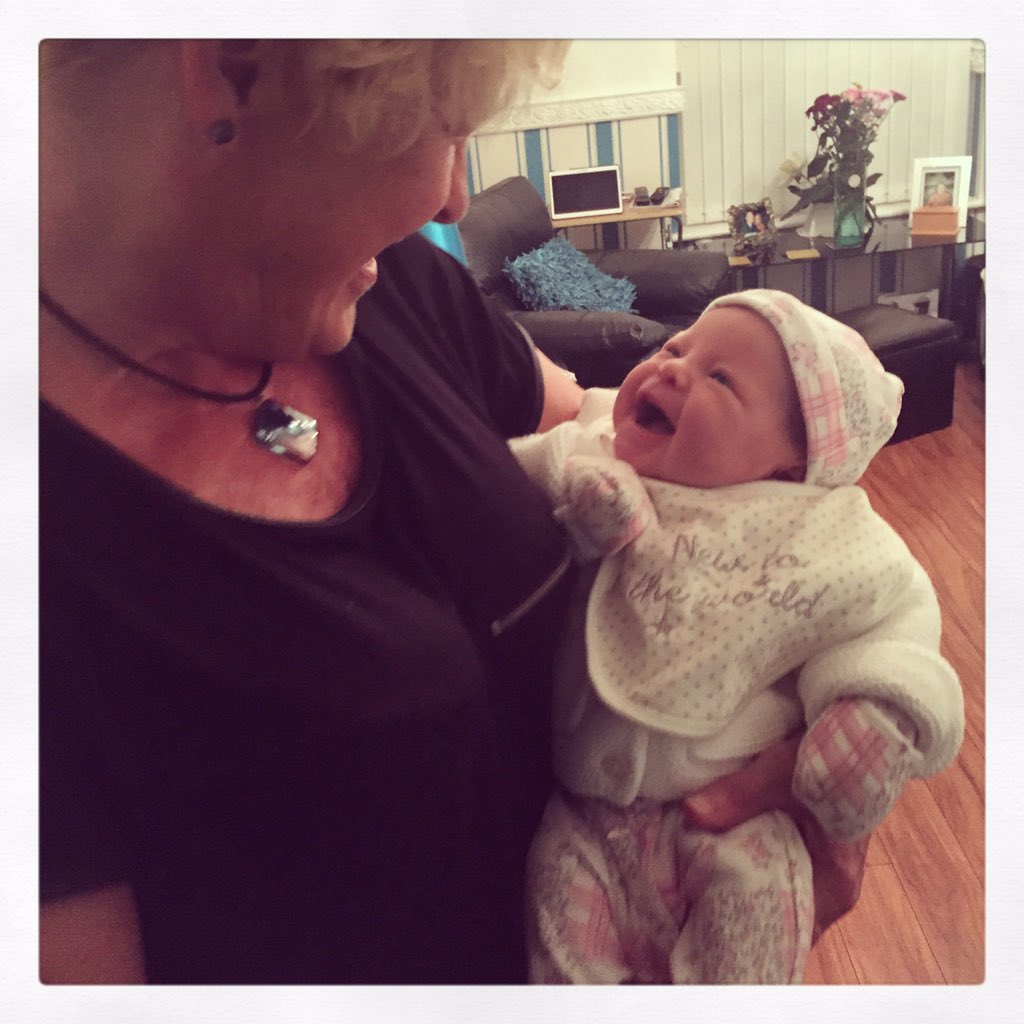loustar76's tweet photo. Just look at that beautiful smiley face,this photo makes me melt 😍💞 🌍#nannyjune #nancyjune #purelove https://t.co/ctggyE3aAL