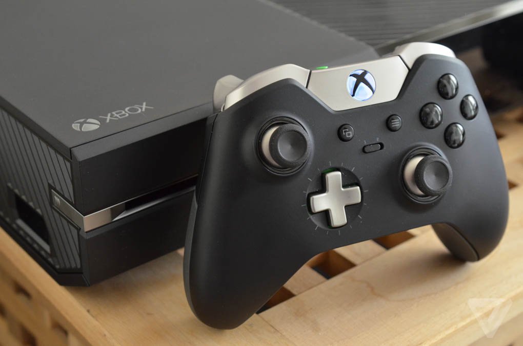 Microsoft's Xbox One Elite console is worth the extra cash theverge.com/2015/11/23/978…