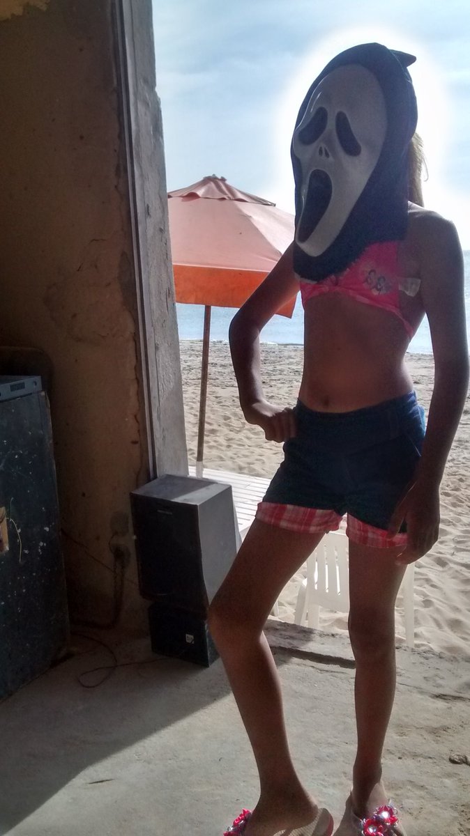 kalinetikerbel's tweet photo. se vcs me encontrarem na rua corrão pois sou perigosissima https://t.co/50hj8pdzmG