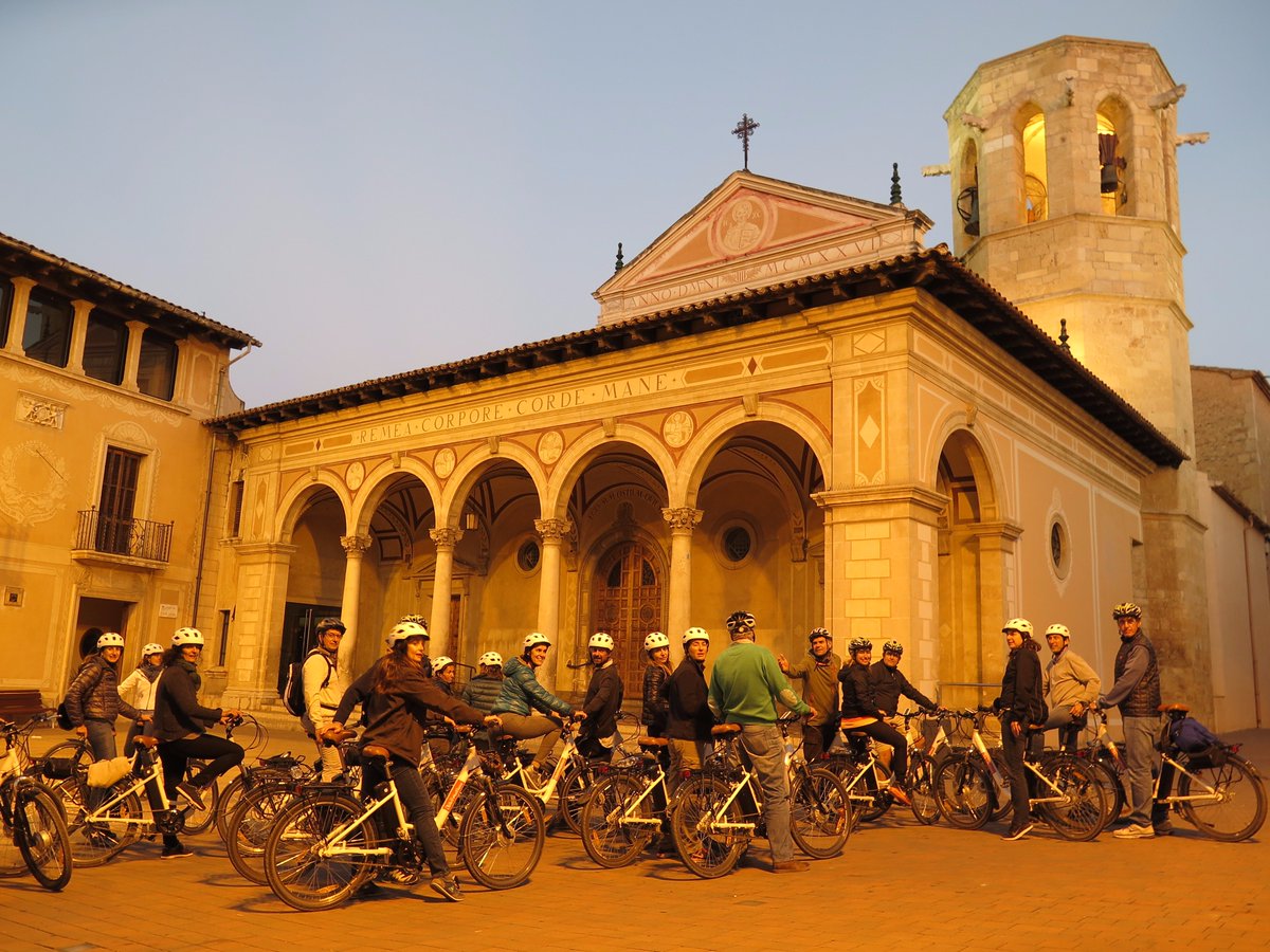 Gran dia en el #Penedès !!! Ruta en #bici combinada con #bodegas y #vinos, nuestra especialidad !!! #BIKEMOTIONS