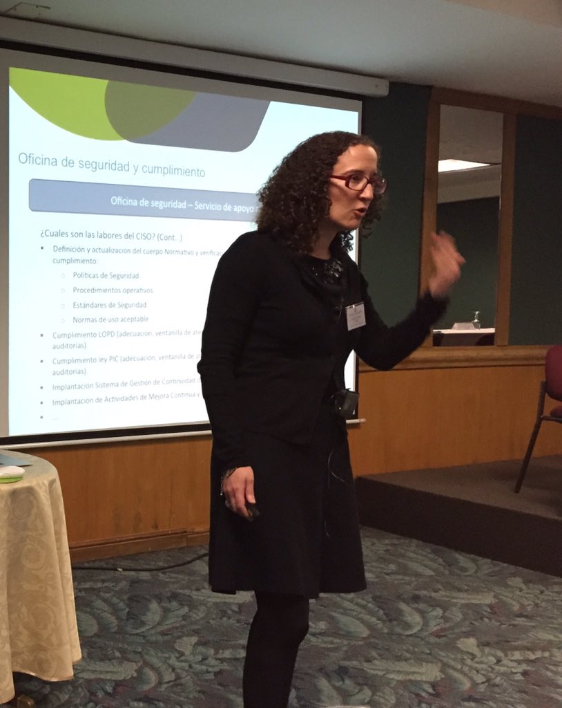 info_CCI's tweet image. #MariaPilarTorresBruna presenta la participación de @Everis en el @TACIT_Project, vía #CCIvoz12 @info_CCI #ICS