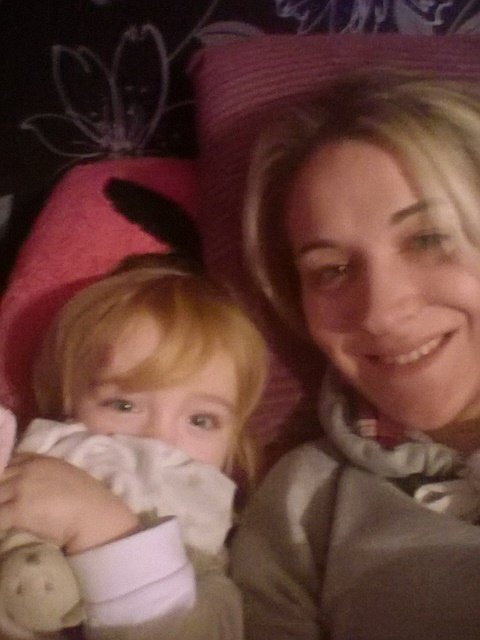 3shellz's tweet image. #bedtime #selfie