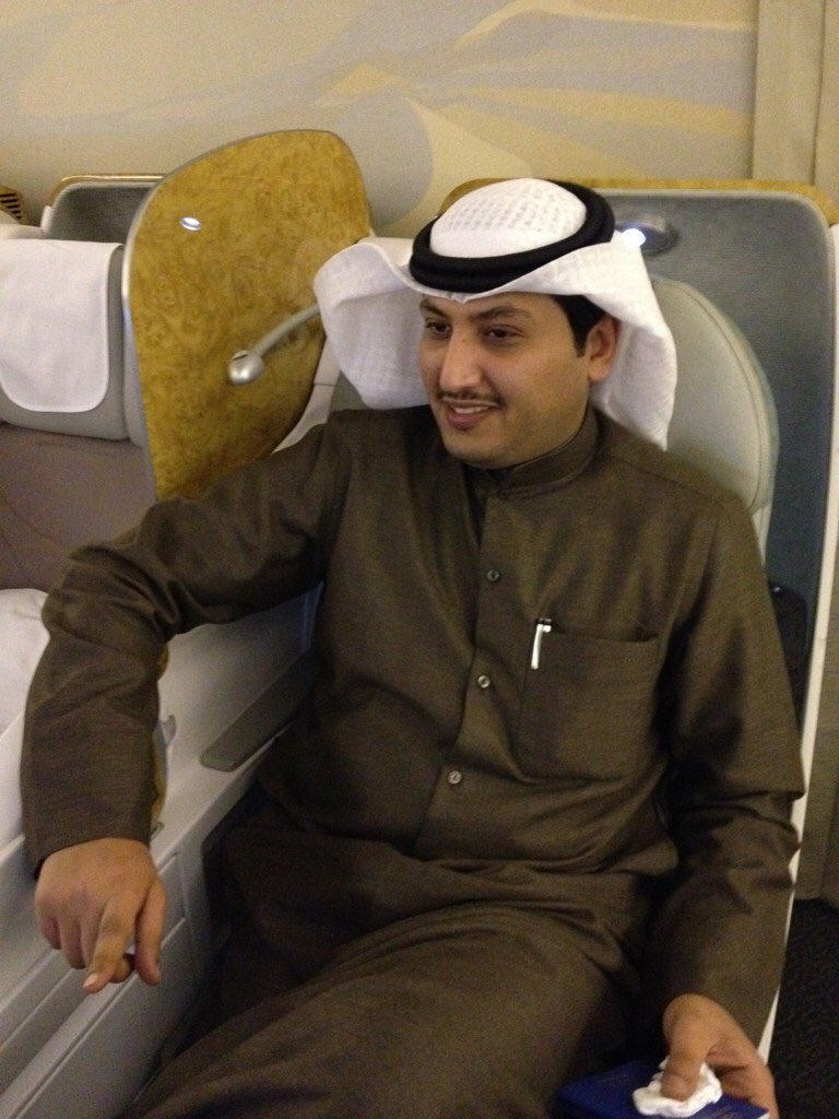 #قبيله_تحبها_ولا_انت_منها

الاسم عذبي صالح الهبيده الصواغ العازمي 

السكن غرب الجليب (عبدالله المبارك)

صارق فلوسي