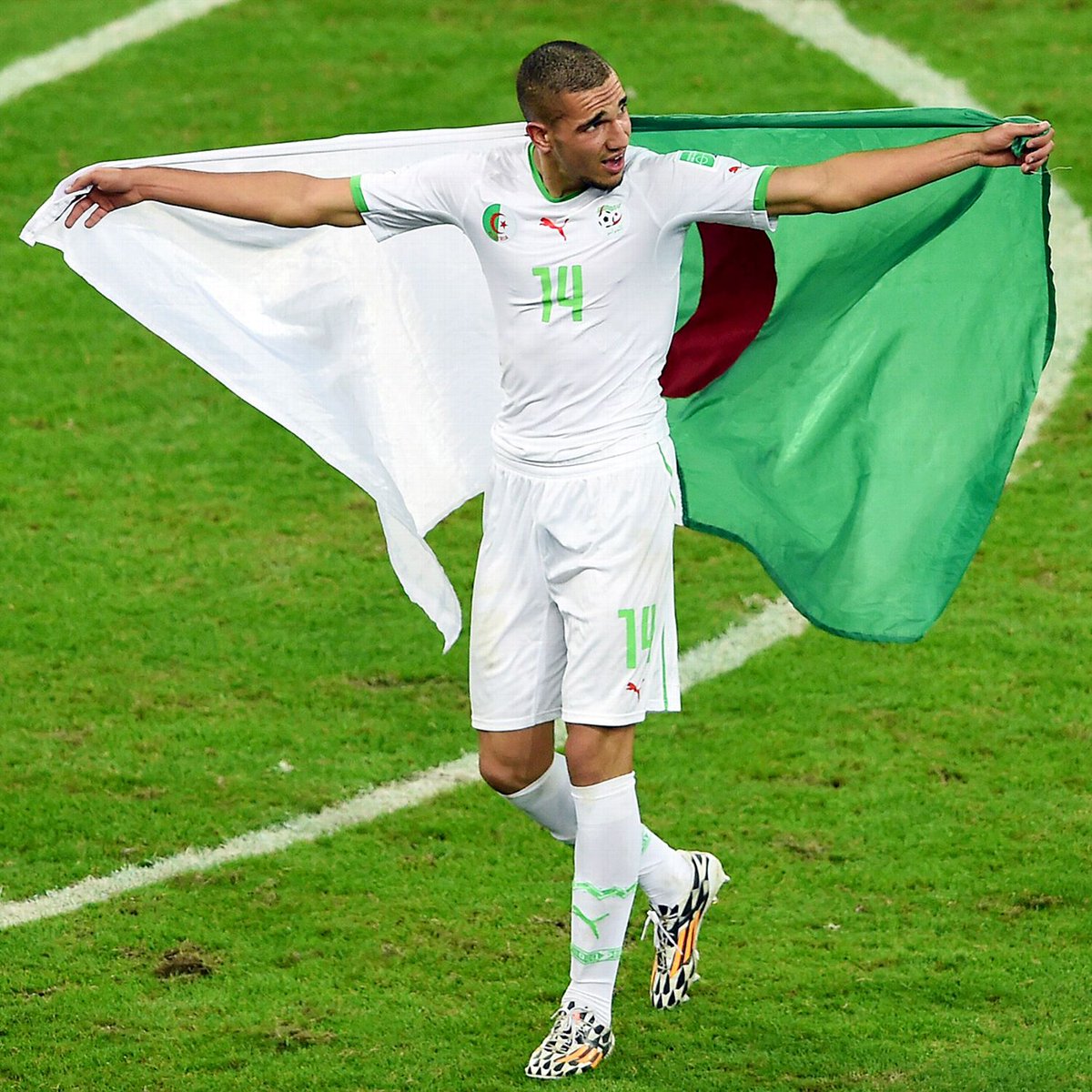 Jasminker_DZ's tweet photo. #HBD_NabilBentaleb @nabilbentaleb42 Notre fierté #LesHomme https://t.co/7o0K5oKuBd