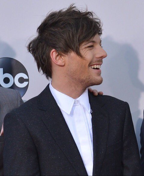 1DFamParadise's tweet photo. They are so precious 

#MTVStars One Direction https://t.co/Z87TjXDaMw