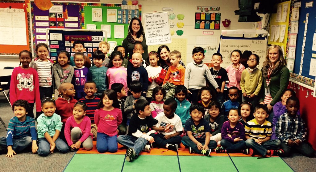 RandolphStars's tweet photo. @kcristol meets with students in @RandolphKStars and Ms. Conklin's classes. #RanIBStars @APS_EarlyChild @ArlingtonVA https://t.co/aGGN1zJnEN