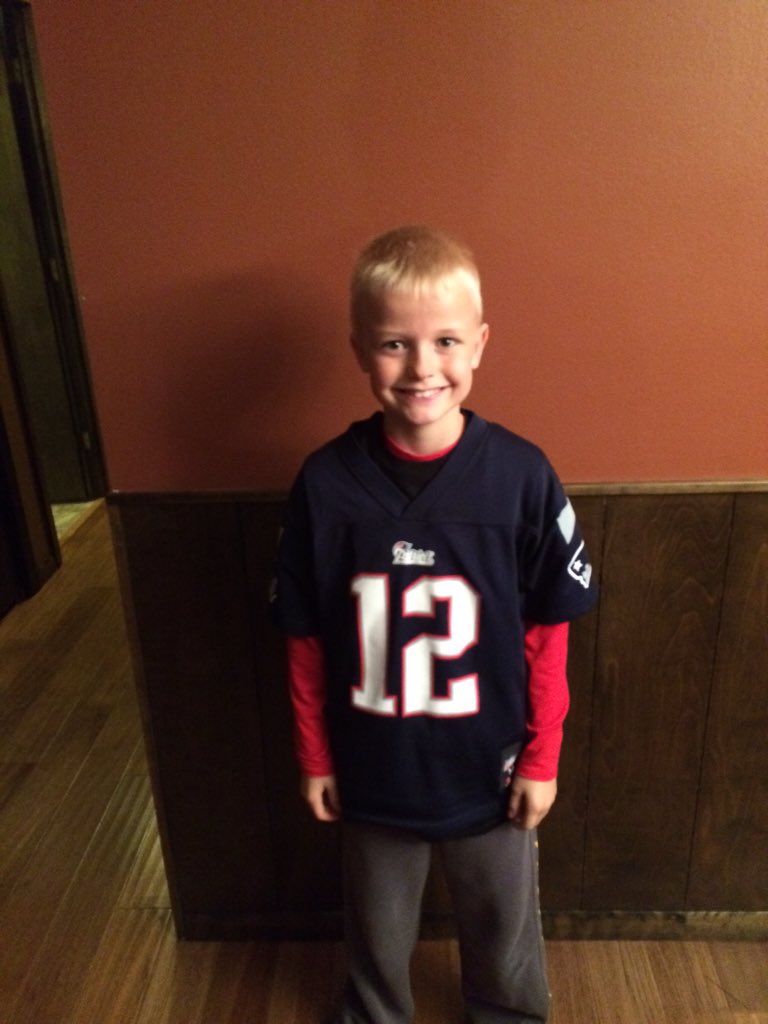 chad_overgaard's tweet photo. Pats game day! https://t.co/snNMPKu6cH