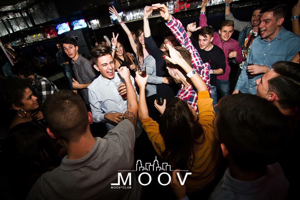 MOOV_Clubb's tweet photo. Así lo pasamos el pasado Viernes 20 de Noviembre, ya tenéis las fotos en facebook! https://t.co/H3pDV3Aswm https://t.co/6UPvTnWttx