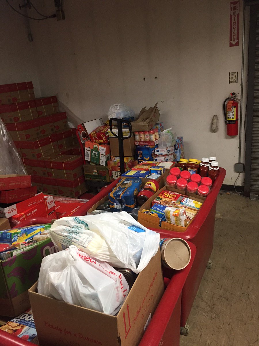 Careers_at_ABG's tweet photo. 78 turkeys and 1400 food items later, three NJ charities were very happy this Thanksgiving! #ABGgivesback https://t.co/0D80wlSvG7