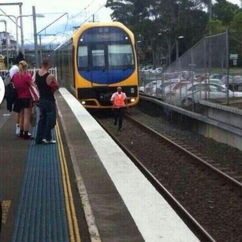 El Luisma tweet media