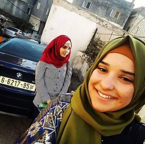 rourourania80's tweet image. Last selfie taken by the two martyrs #Hadeel  and #Noura ,  they were killed by IOF.