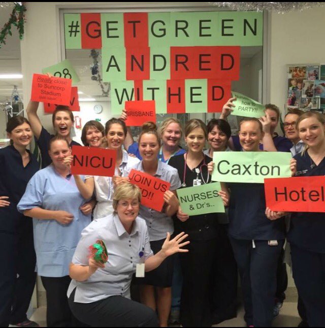 pepnjak's tweet photo. @edsheeran come and have a 🍺 with us! #getgreenandredwithed #xmasparty #EdSheeran @612brisbane @lachiemack https://t.co/QY1pjP9hbz