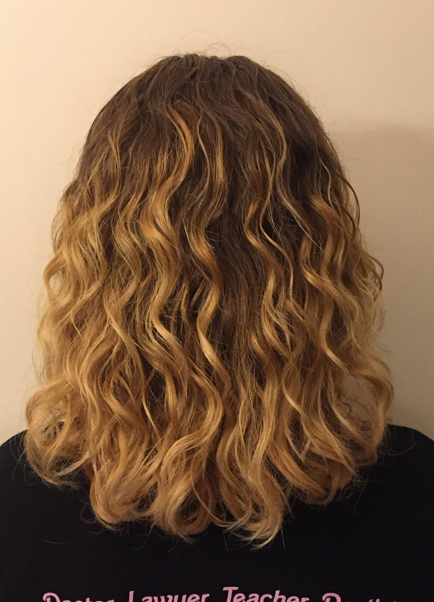 dianemary126's tweet photo. #Monat &amp; @ApHogeeHair 2 step protein treatment #hair combination on the blog today! https://t.co/0ETMNai0c0 #Beauty https://t.co/IcfRZDtkQE