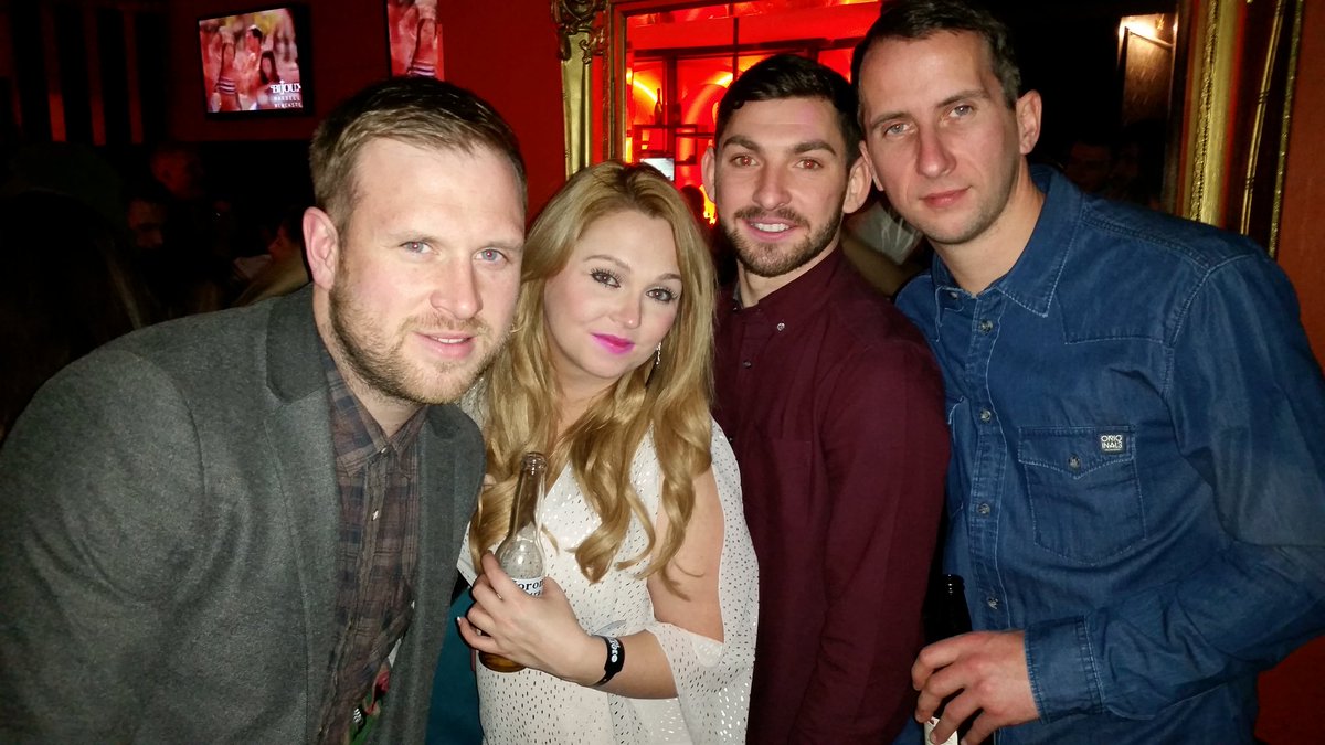 lee_marlowe's tweet photo. #newcastle @shots_007 @NibzyNix @rachel2689 #notemma https://t.co/G6pkjXauon