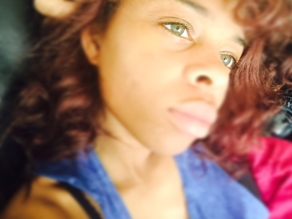 OnlyOne_Ebonee's tweet photo. 😍😍😍😍😍 #Mama https://t.co/dJRIyjkBmG