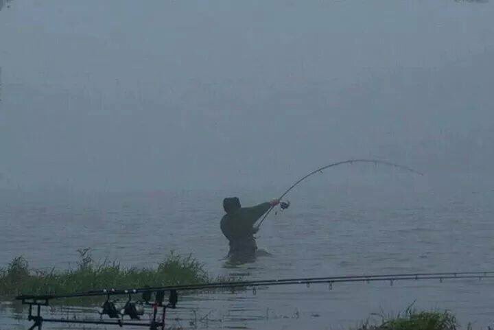 What a shot from Samir. Howling. #CarpLife