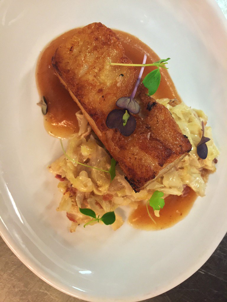 LeftBankNYC's tweet photo. The latest: slow roasted pork belly with apple purΓ©e, creamed cabbage & speck. #almostdinner https://t.co/FWqGoqKjfG https://t.co/qGPUndH61r
