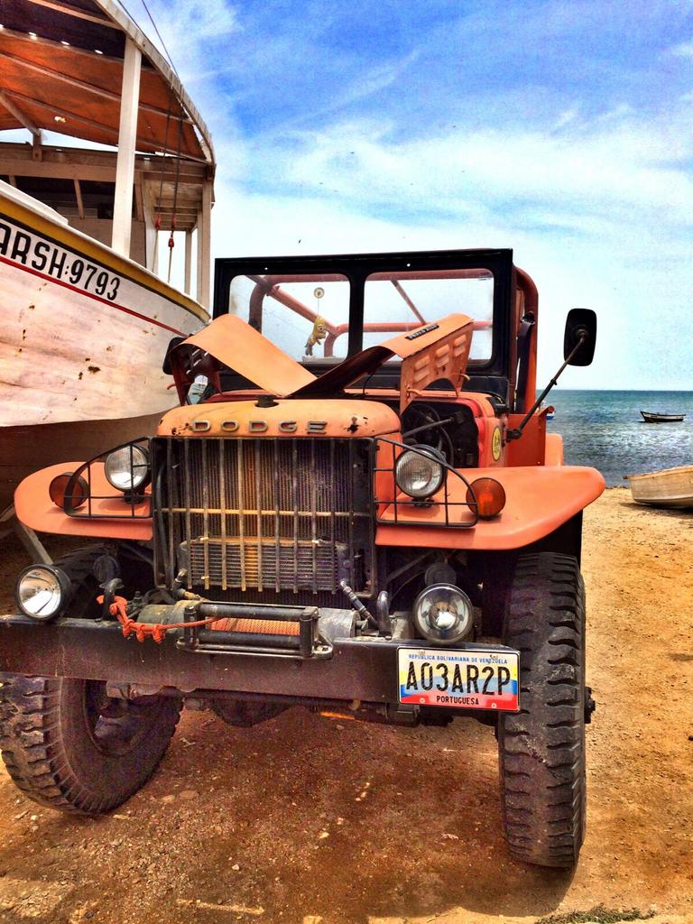 434mhz's tweet photo. Nuestro amado #powewagon simbolo de nuestra empresa y pieza histรณrica del #offroard https://t.co/DvEepufZ4l