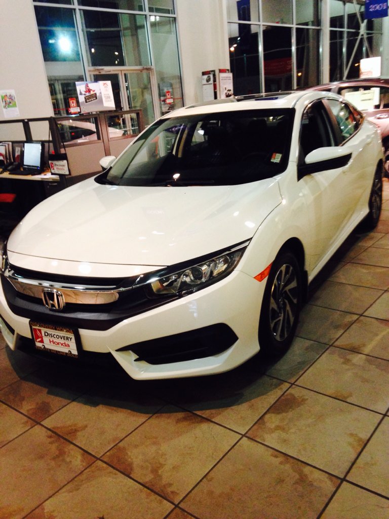 Check out the new '16 Civic now  <a href="/DiscoveryHonda/">Discovery Honda</a> in Duncan #HondaCivicTour #2016civic #yourHondaGuy
