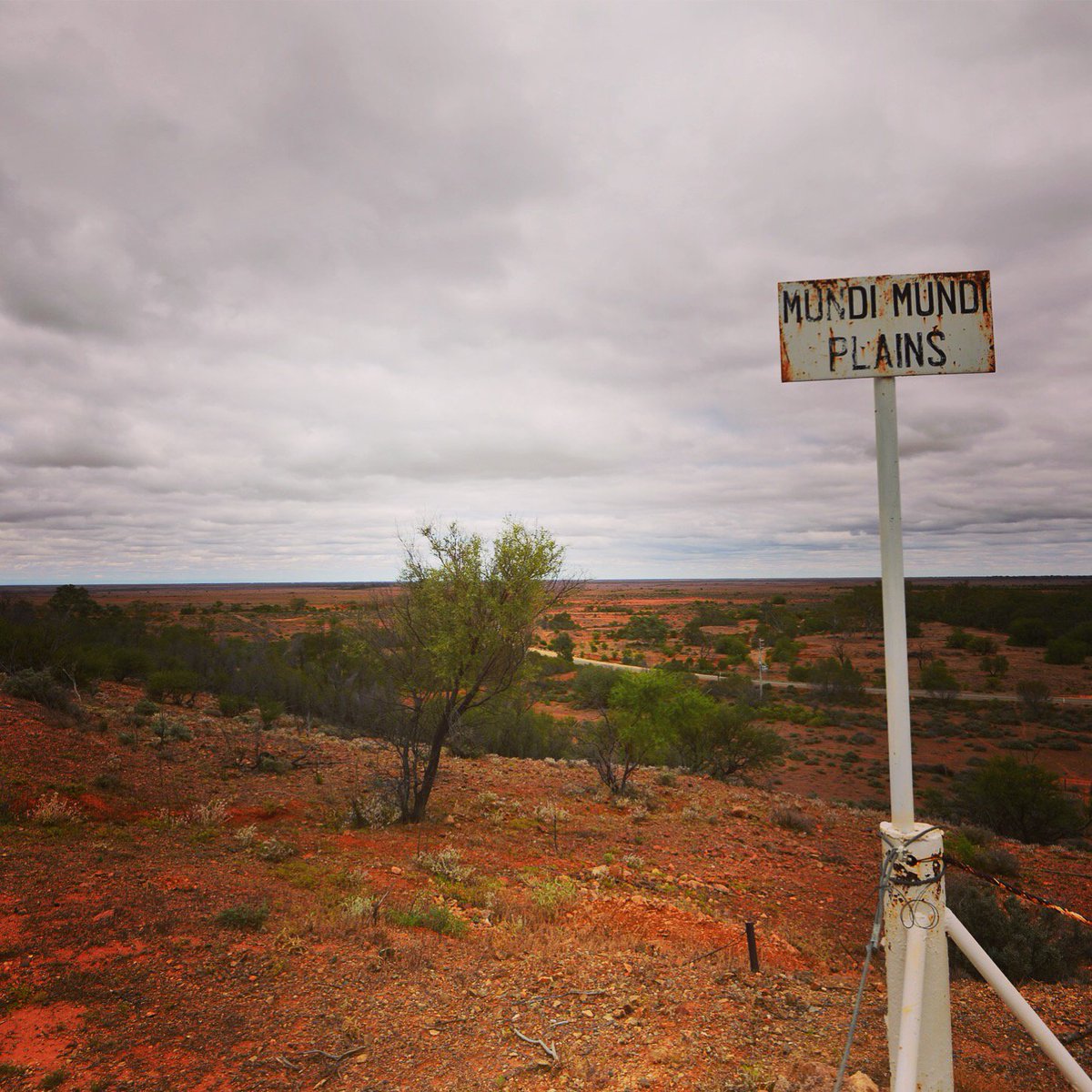 RossBartlett50's tweet photo. Mundi Mundi Plains, Outback Australia. What else can I say.. We love it.
#elddis #eliteRV #abcmyphoto #silverton https://t.co/MFKN9zgCQ1