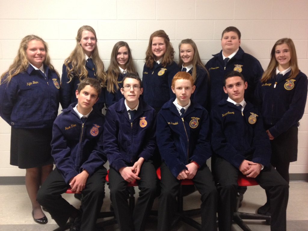 MiamiEast_FFA's tweet photo. Congrats to first period on winning the County Novice Parliamentary Procedures CDE. #DistrictsNext https://t.co/bqE2Wfh1KX