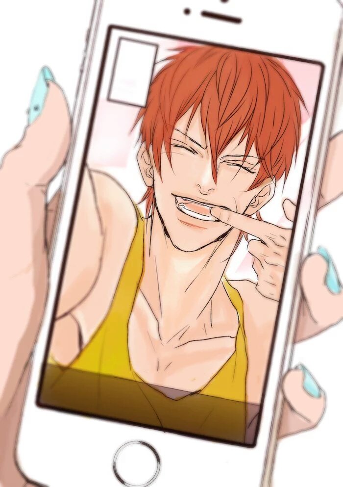 "When Gou steal my photo and look at my screen saver of <a href="/Backstroke_Momo/">Momotarou Mikoshiba</a>"