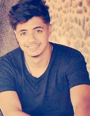 leila_moon's tweet photo. #IhabAmir #mohamedabbas 
لمن تتمنوا ان يكون لقب ليه 
رتويت : ايهاب امير
فورفيت : م عباس https://t.co/Hw0dByK9pj