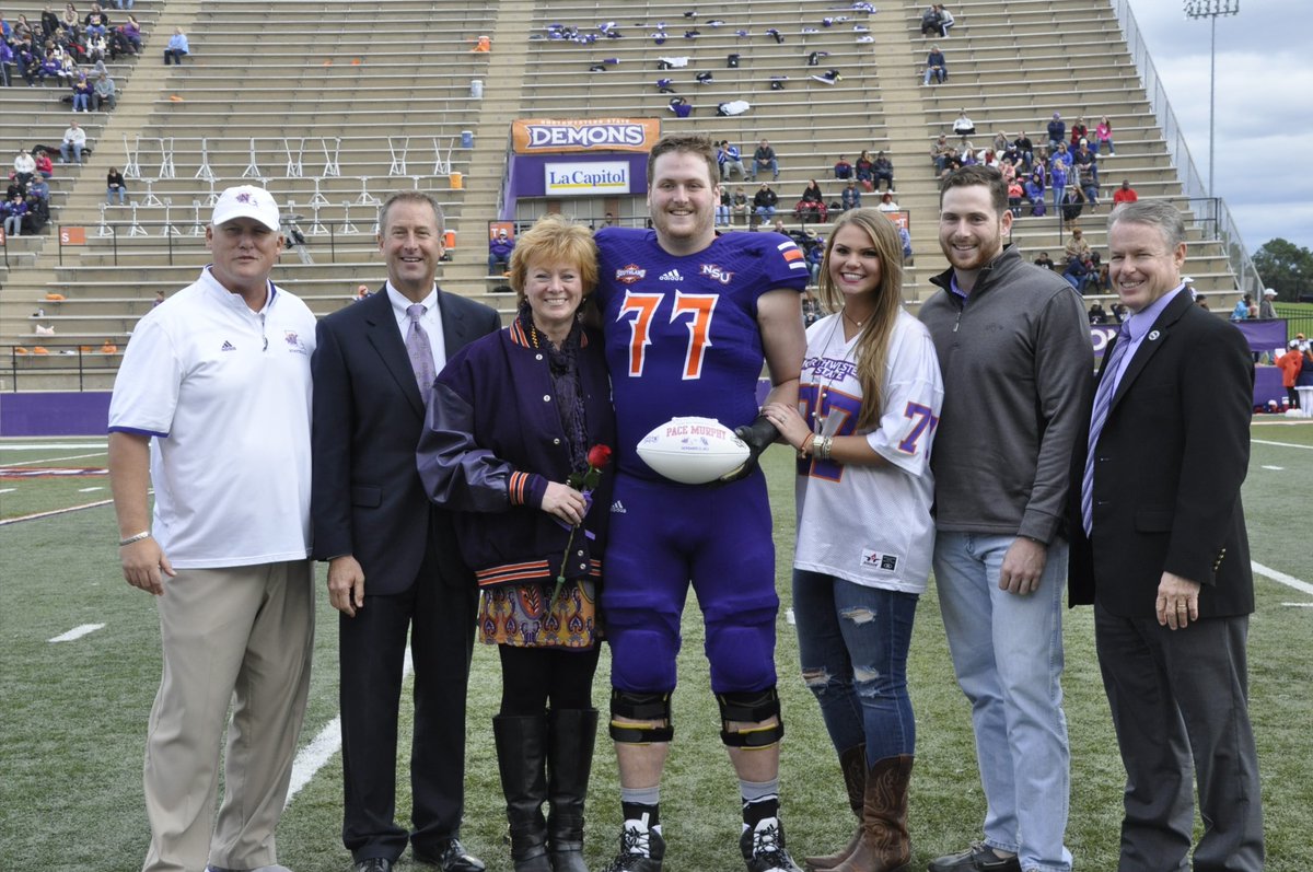 JimMurphy133's tweet photo. Post game with HC Jay Thomas, me, Kathleen, Pace, Kylie, Robert, and AD Greg Burke #77Pace #DemoNSUnite #prouddad https://t.co/2GGIQfkhNB