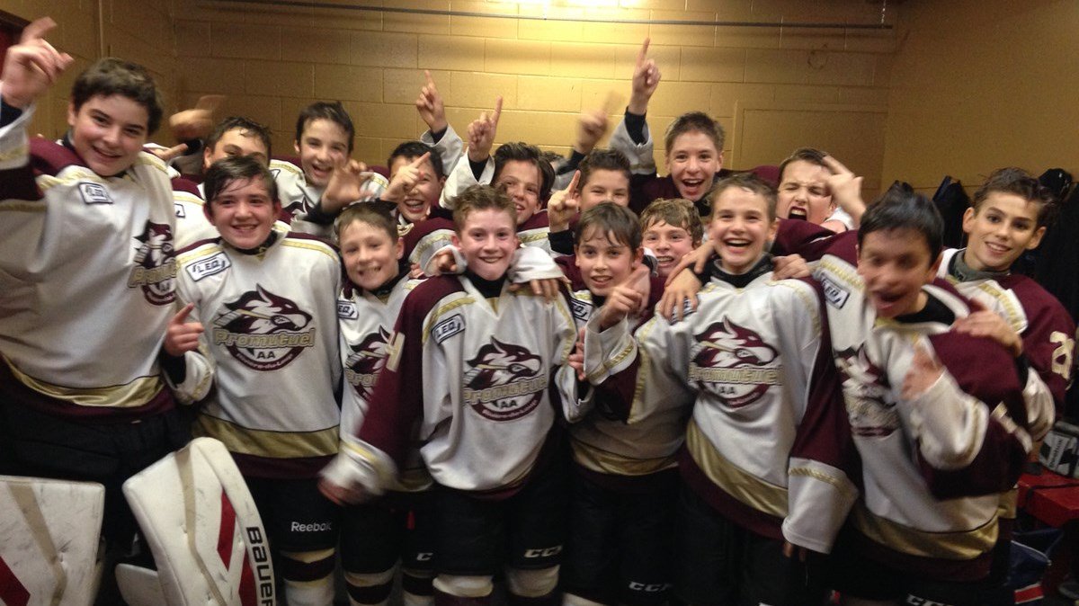 infodimanche's tweet photo. Le Promutuel AA au Tournoi international de hockey pee-wee https://t.co/jIl5q0DLJU https://t.co/j5ZvzwKgB1