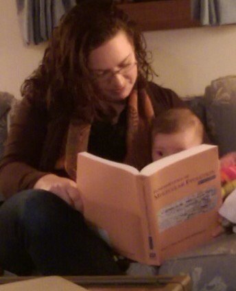 LeannMBiancani's tweet photo. "They handed me to my crazy aunt again and now she's talking transposable elements..." #molevol at 3 months https://t.co/Pd6MeAYOmP
