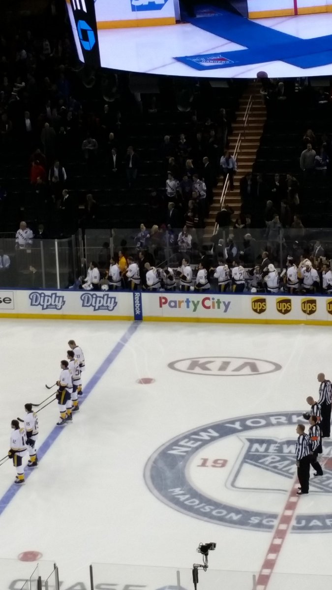 BlkNBlueShirts's tweet image. Oh look, it's the Predators. Haven't seen them in awhile... #ThirdTimeInAWeek
