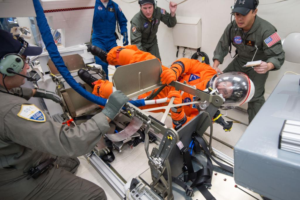 NASA's tweet photo. How do we make sure new spacesuits are safe? We test them using reduced gravity flights: https://t.co/86gChhXLKc https://t.co/iMxHkcfhpf