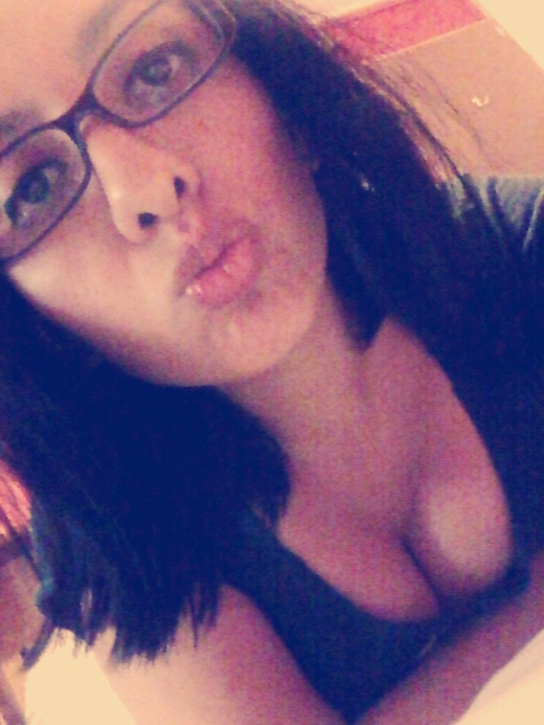 munoz_bele's tweet photo. Besito de buenas noches #PalMundo https://t.co/8EjaViAZyB