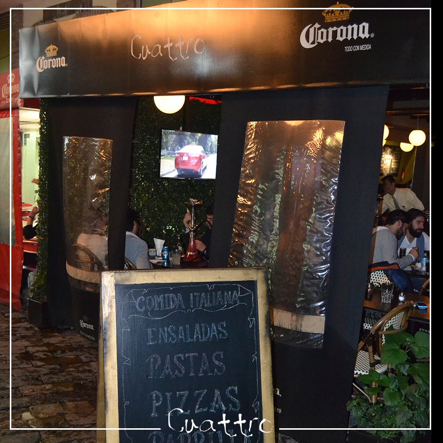 CuattroTeca's tweet photo. Ven a disfrutar del mejor ambiente para relajarte después de un largo lunes. Ven al #Cuattro y relájate con amigos. https://t.co/zo0ARlulYR