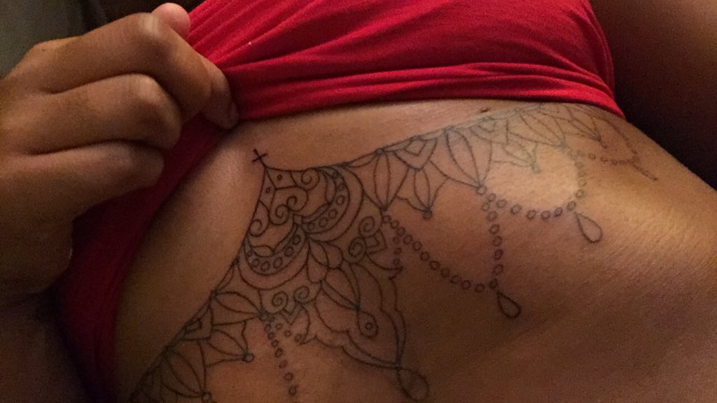 When ya tattoo popping 🔥