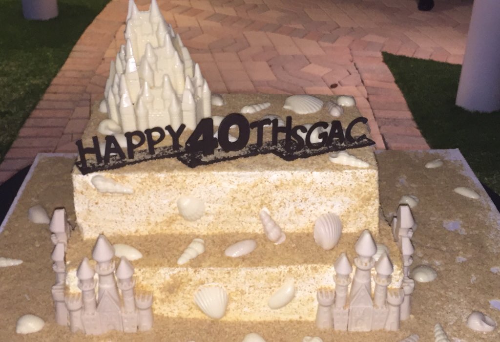 jenn_stowe's tweet photo. A sandcastle cake! Happy 40th Anniversary @SGACNews!!! #LPC2015 https://t.co/fyr5ucL62A