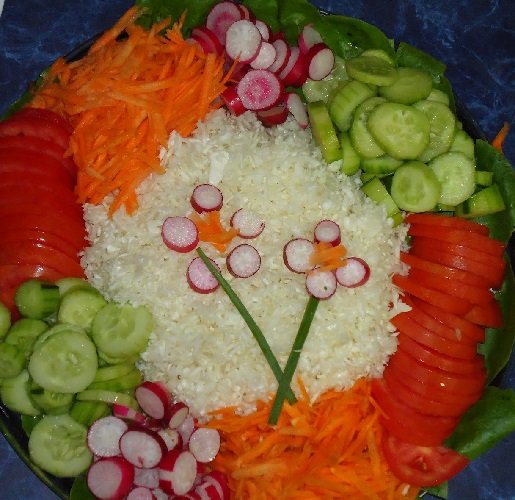 Salata tarifleri ve #salata süsleme fikirleri için salata tarifi sayfamız yayında! #salatatarifi #salatatarifleri