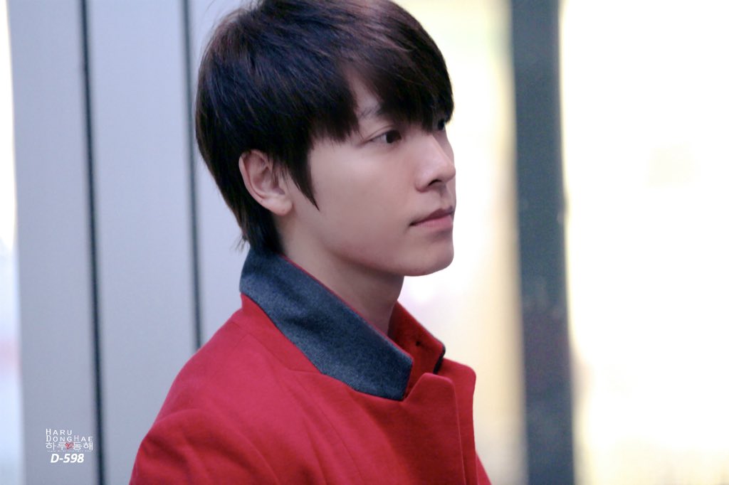 harudonghae's tweet photo. D-598 #이동해기다릴게 #이동해 More info&amp;Original pic plz go:https://t.co/NZ9SoDmLek https://t.co/GWBmQGLPmj