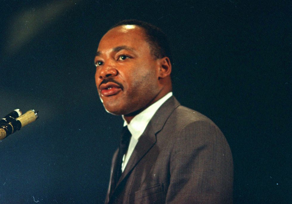 allenalavita's tweet photo. #quoteoftheday forse non siete responsabili per come siete ma lo sarete se non fate nulla per cambiare #coaching MLK https://t.co/PfQMW4QxYA