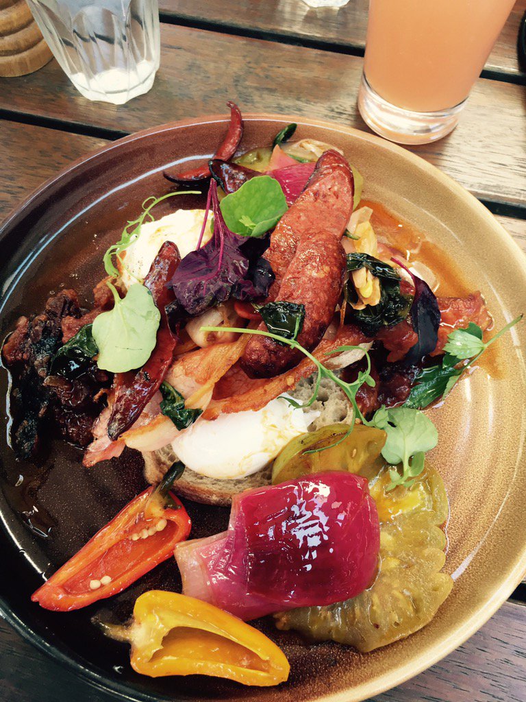 Oh <a href="/TopPaddock/">Top Paddock</a> how i've missed you ! Always love having breaky dishes for lunch #toppaddock #amazingcoffee