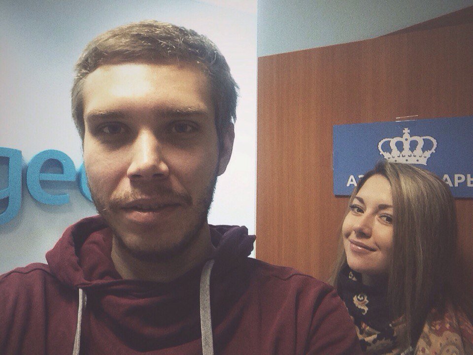 YankaSergeeva's tweet photo. Немножко "принцесса" и дизайнер. 
коллектив #4geo https://t.co/z73CW7alO3