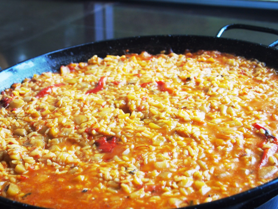 "A massive Paella... is a crowd-pleaser" <a href="/JesseGerner/">Jesse Gerner</a> <a href="/AnadaRestaurant/">Anada</a> <a href="/Bombabar/">Bomba</a> <a href="/goodfoodAU/">goodfoodAU</a>