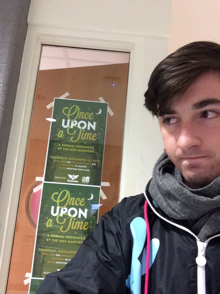 calvinTSMITW's tweet photo. @MSU_Maroons I had my wallet stolen but had to take a cab to reclaim it and it cost me $35 so now I can't afford :( https://t.co/wCpShOc1z6