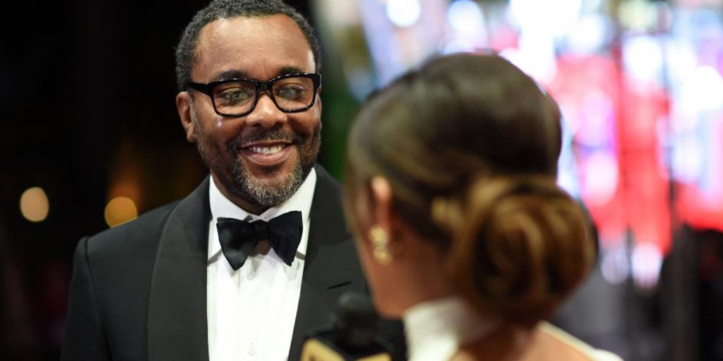 VisitDubai_UK's tweet photo. #DIFF2014 was great… but @dubaifilm 2015 promises to be even greater! Book your tickets now: https://t.co/i0FTTsxPKM https://t.co/vU4wTImeDW