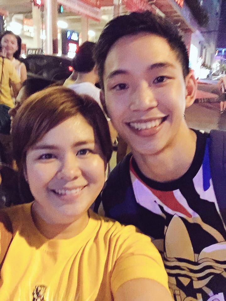 ryajoc's tweet photo. At ang gabi din na yun na minsan nakipag-selfie-landi na parang teenager ang aking asawa @RenzoSubido #Baegil π―πβοΈ https://t.co/47iIXl4W4l