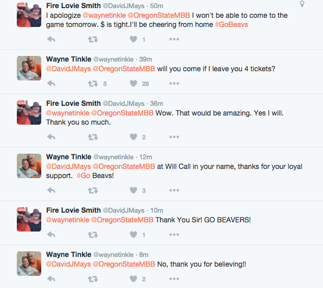 Pac12Network's tweet photo. This exchange between @WayneTinkle and an @OregonStateMBB fan is what the #ConferenceOfChampions is all about! https://t.co/XKo55XwRXo